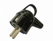 Вилка угловая с/з черная с кольцом 16А Makel